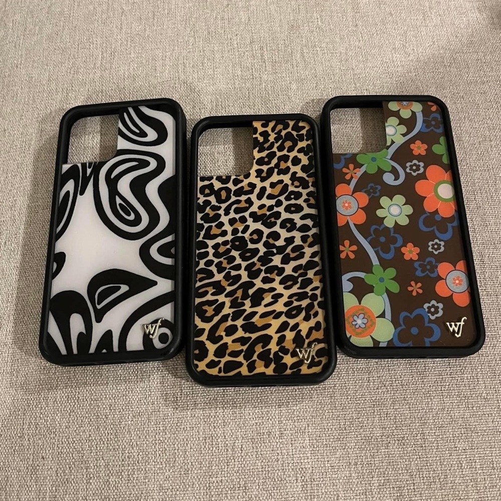 iphone 12 WILDFLOWER CASES